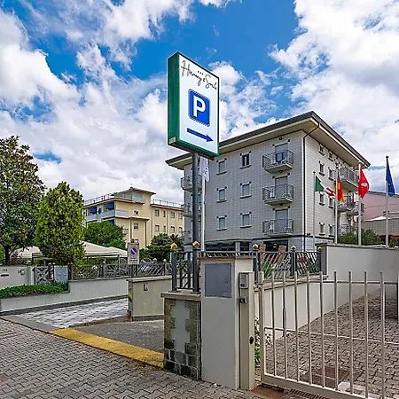 Harmony-smile Hotel