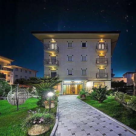 Harmony-smile Hotel 3*